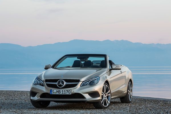 Mercedes-Benz представил купе и кабриолет E-Class