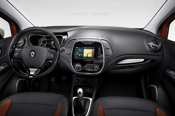 Renault рассекретил компактный кроссовер Captur