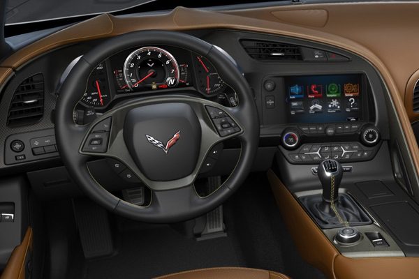 Chevrolet представил новый Corvette C7 Stingray