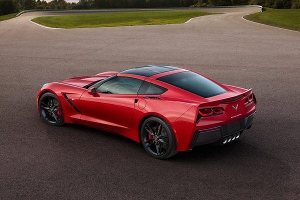 Chevrolet представил новый Corvette C7 Stingray