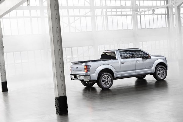 В Детройте представили Ford Atlas Concept 