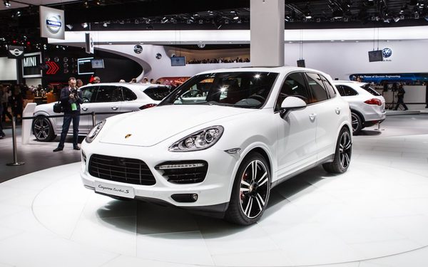 Porsche Cayenne Turbo S дебютировал в Детройте