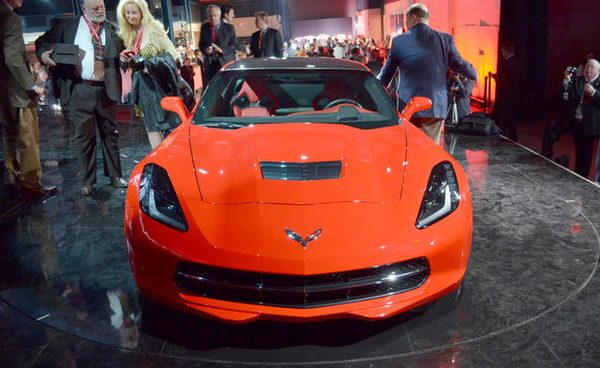 Первый Chevrolet Corvette C7 продан за 1 050 000$