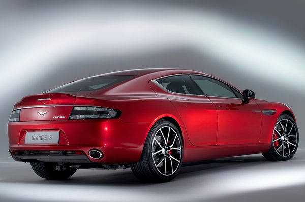 Aston Martin представил 550-сильный Rapide S