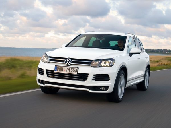 Volkswagen начал продажи Touareg R-Line в Британии