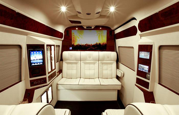 Роскошный Mercedes Sprinter от Lexani Motorcars