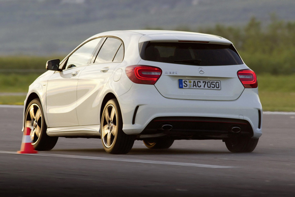 Новый Mercedes A-Class оценили в 875 000 рублей 