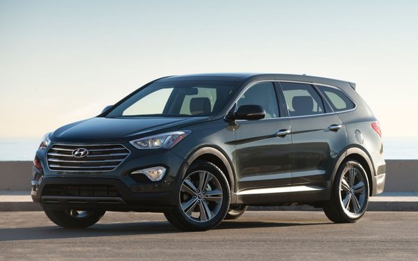 Hyundai объявил цены на семиместный Santa Fe 2013