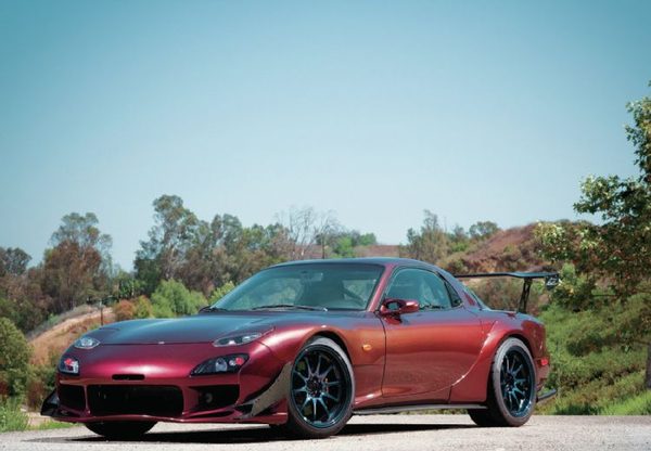 Mazda RX-7 1994 года мощностью 310 л. с.