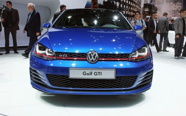 Volkswagen представил спецверсии Golf VII в Чикаго