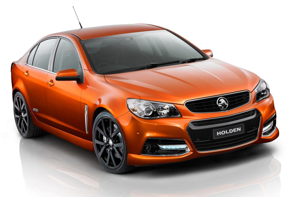 Holden показал спортседан VF Commodore SS V