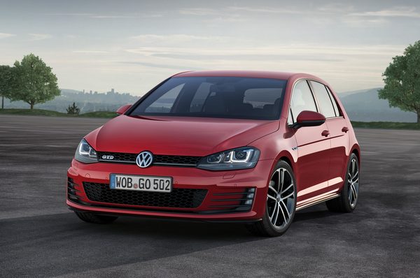 Volkswagen представил «заряженный» Golf GTD