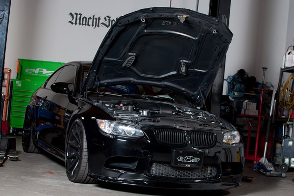 BMW M3 (E92) Jet Black от European Auto Source