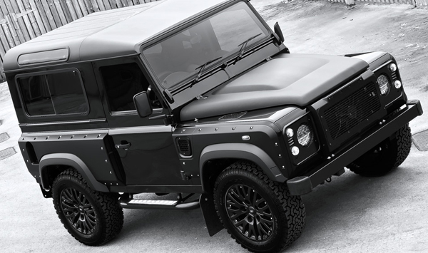 A. Kahn Design доработал Land Rover Defender