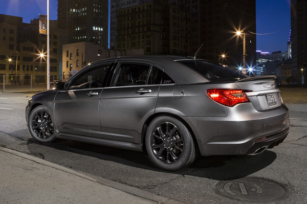 Chrysler 200 S Special Edition от Carhartt