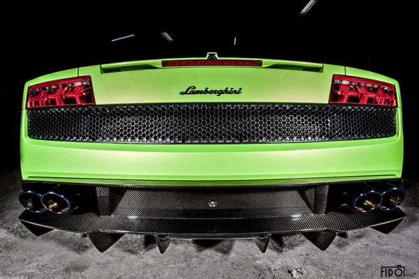 Lamborghini Gallardo LP 550-2 в фотосете FidoKlik