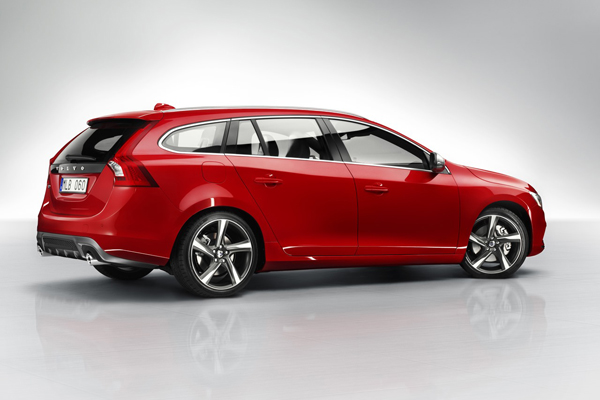 Volvo оборудовал S60, V60 и XC60 пакетом R-Design