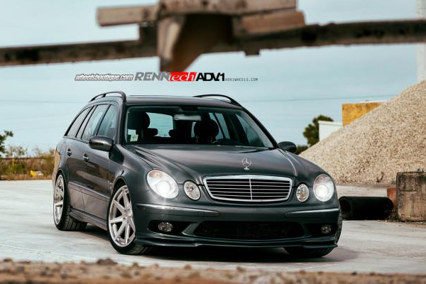 Mercedes-Benz E55 AMG от RENNtech и ADV1 Wheels