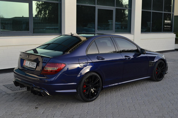 Уникальный Mercedes C63 AMG в тюнинге Brabus