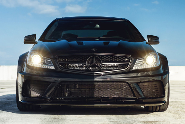 Mercedes-Benz C63 AMG от ADV.1 и Mode Carbon 