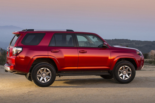 Toyota анонсировала обновленный 4Runner 2014