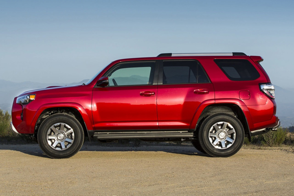 Toyota анонсировала обновленный 4Runner 2014