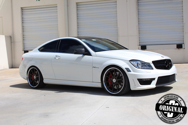 Mercedes C63 от Super Auto Design и Stresse Forged