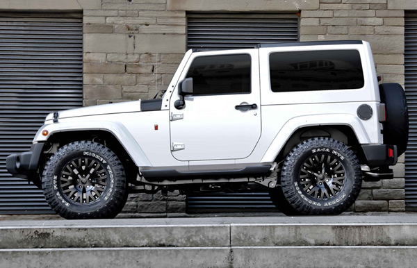 Jeep Wrangler Sahara CJ300 от A. Kahn Design