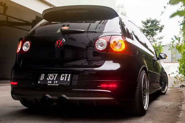 Индонезийский тюнинг Volkswagen Golf GTI 