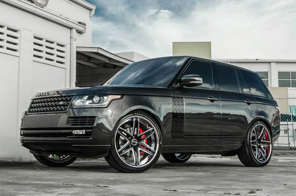 Range Rover с «катками» 24 дюйма от Ultimate Auto