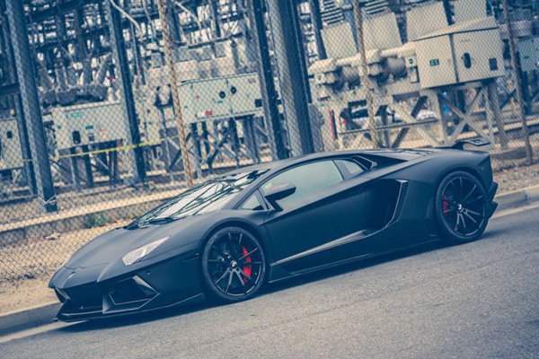 Lamborghini Aventador LP700-4 с дисками Forgiato 