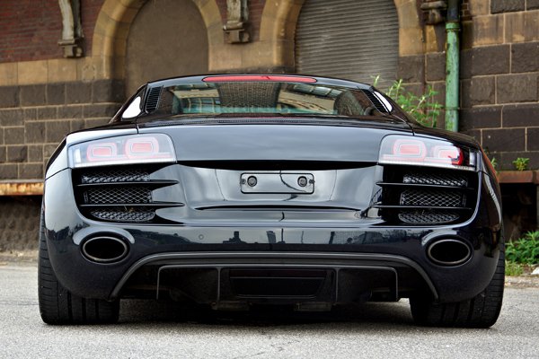 Audi R8 V10 Phantom Black Panther от OK-Chiptuning