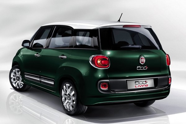 Fiat показал семиместный компактвэн 500L Living