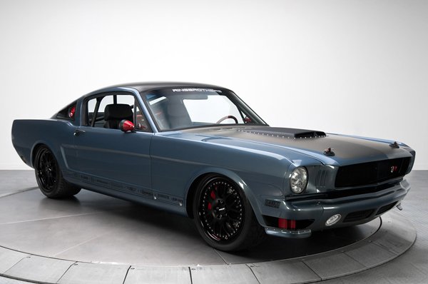Ring Brothers продает Ford Mustang Fastback 1966 