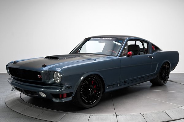 Ring Brothers продает Ford Mustang Fastback 1966 