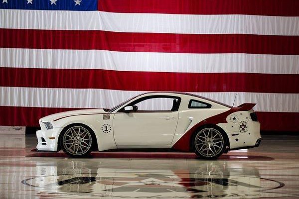 Mustang GT U.S. Air Force Thunderbirds Edition