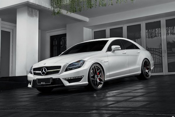 Mercedes-Benz CLS63 AMG на дисках BC Forged