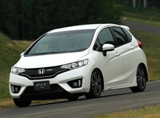 Honda анонсировала хэтчбек Fitt 2014