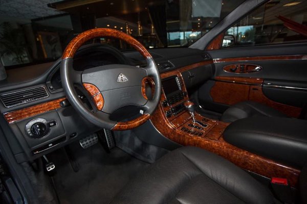 Couture Customs персонализировал Maybach 57