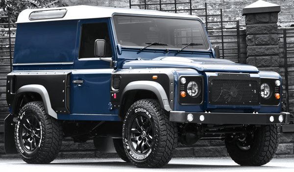 Land Rover Defender в тюнинге A. Kahn Design