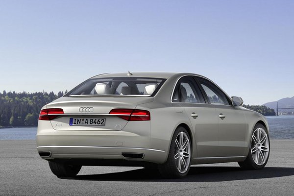 Audi обновила седан A8 на 2014-й модельный год