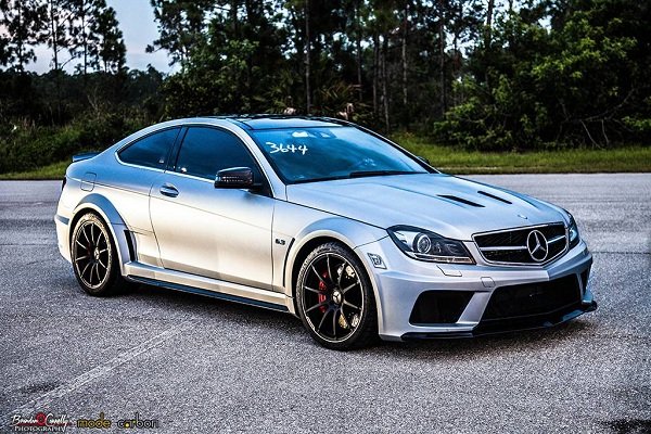 Трио Mercedes C63 AMG Black Series от Mode Carbon