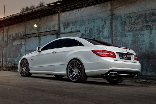 Несложная доводка Mercedes E250 Coupe от Лукмана