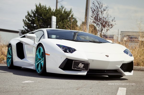 Lamborghini Aventador от Liberty Walk Performance