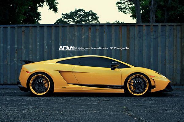 Lamborghini Gallardo LP570 с дисками ADV.1 Wheels