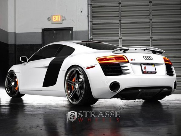 Strasse Wheels «обул» Audi R8 в диски SP5R