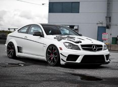 Mercedes C63 Black Series на дисках PUR Wheels