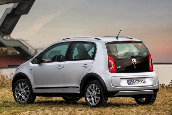 Volkswagen Cross Up! оценили в 13 950 евро