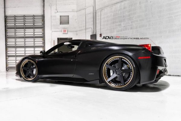 Ferrari 458 Italia на дисках ADV.1 Wheels