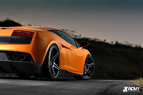 Lamborghini Gallardo LP550 с дисками ADV.1 Wheels